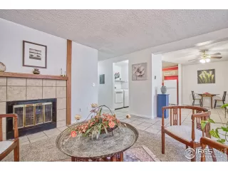 Photo #4: 958951 Listing