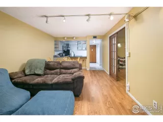 Photo #6: 958961 Listing