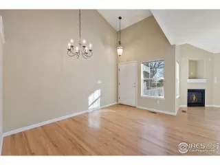 Photo #4: 958999 Listing