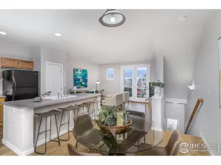 Photo #2: 959017 Listing