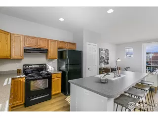 Photo #5: 959017 Listing