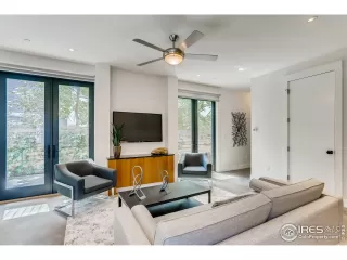 Photo #4: 959029 Listing