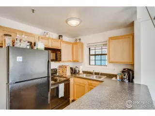 Photo #4: 959109 Listing