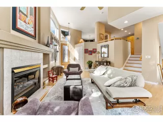 Photo #5: 959117 Listing 