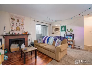 Photo #5: 959120 Listing