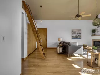 Photo #6: 959124 Listing 