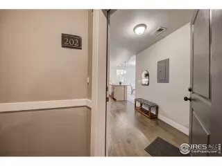 Photo #5: 959178 Listing 