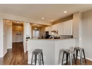 Photo #3: 9592226 Listing