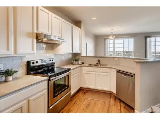 Photo #4: 9592226 Listing