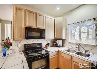 Photo #5: 959362 Listing