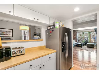 Photo #5: 959376 Listing