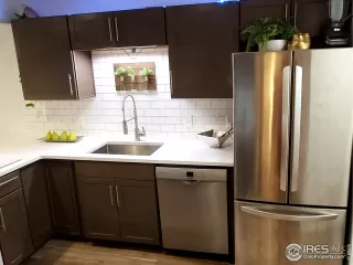 Photo #3: 959407 Listing