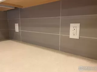 Photo #4: 959429 Listing