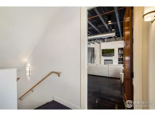 Photo #5: 959431 Listing