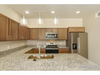 Photo #5: 959444 Listing