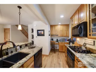 Photo #5: 959448 Listing