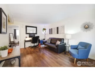 Photo #2: 959467 Listing