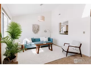 Photo #2: 959501 Listing