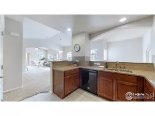 Photo #5: 959531 Listing