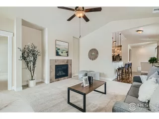 Photo #6: 959566 Listing