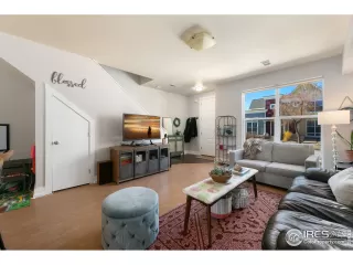 Photo #5: 959594 Listing