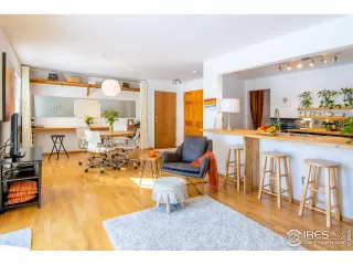 Photo #1: 959730 Listing