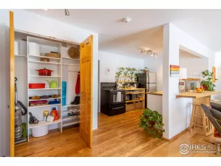 Photo #3: 959730 Listing