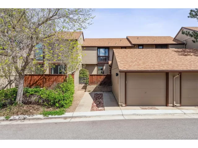 MLS: 9597595 Condo For Sale