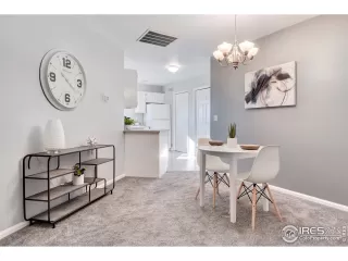 Photo #5: 959809 Listing 