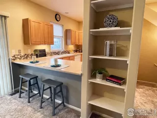 Photo #4: 959818 Listing