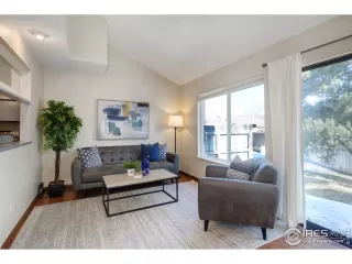 Photo #3: 959897 Listing