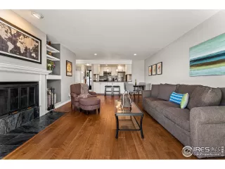 Photo #6: 959903 Listing 