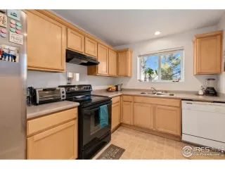 Photo #3: 959949 Listing