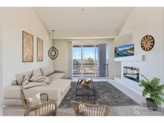 Photo #4: 959965 Listing