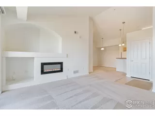 Photo #6: 959965 Listing