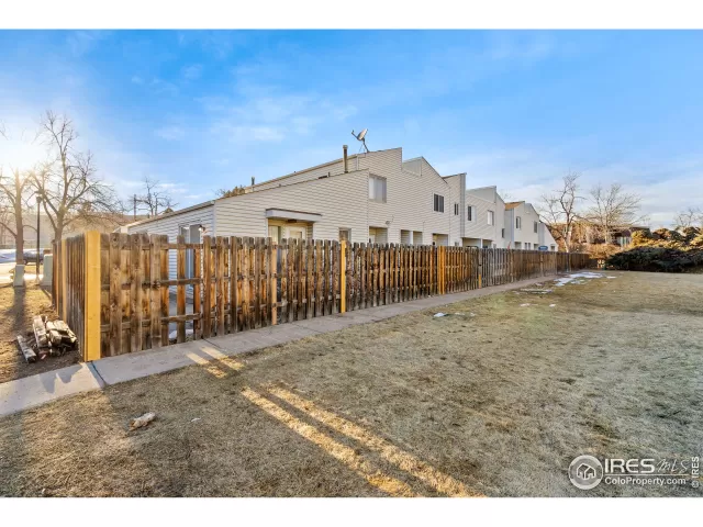 MLS: 959966 Condo For Sale