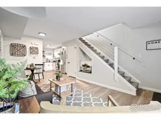 Photo #2: 959966 Listing