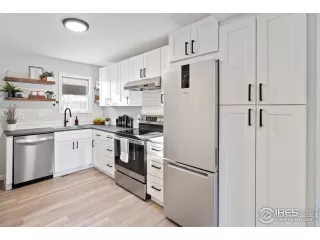 Photo #3: 959966 Listing