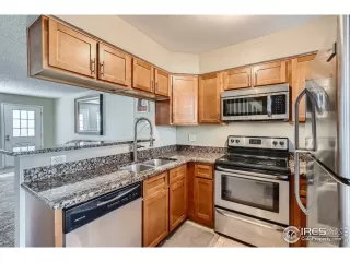 Photo #6: 959973 Listing