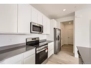 Photo #2: 9599830 Listing