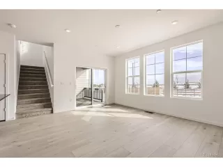 Photo #4: 9599830 Listing