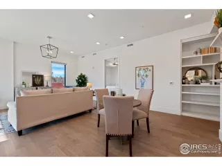 Photo #6: 960050 Listing