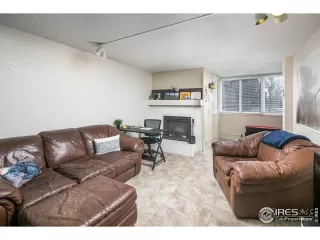 Photo #4: 960064 Listing