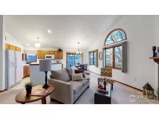 Photo #2: 960090 Listing