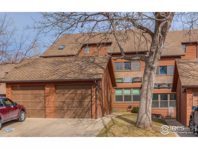 MLS: 960103 Condo For Sale