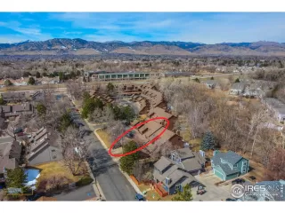 Photo #5: 960103 Listing