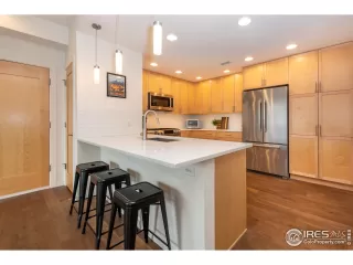 Photo #2: 960187 Listing