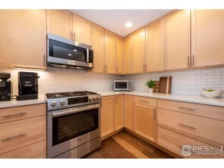 Photo #5: 960187 Listing