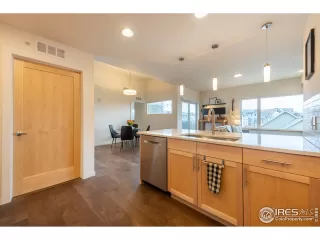 Photo #6: 960187 Listing