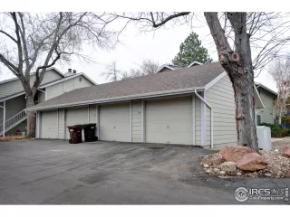 Photo #4: 960264 Listing